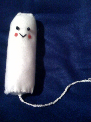 Illustration for article titled Mire való a tampon, miért átlátszó Cicciolina ruhája? Top 5 szülői kamu